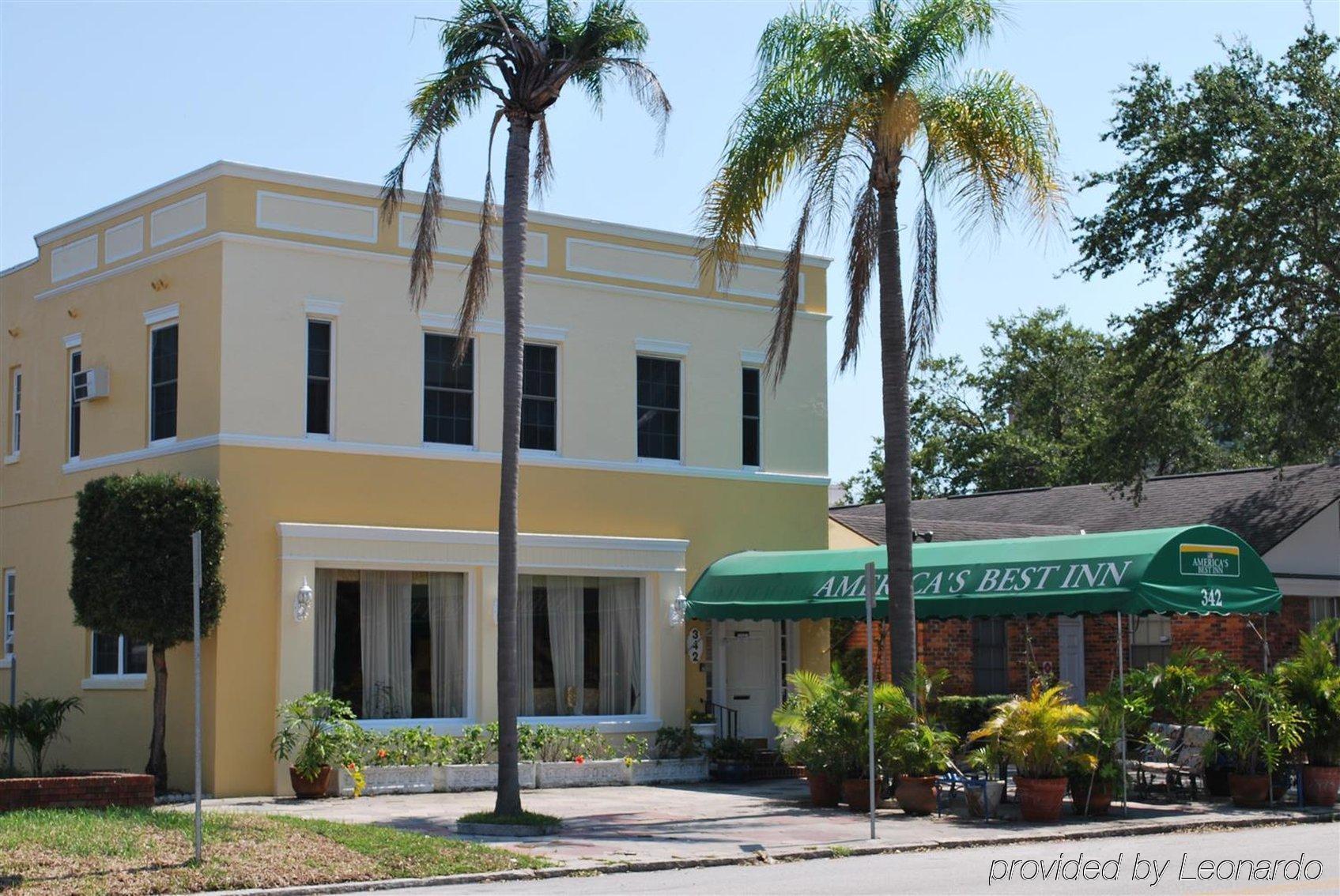 The Inn On Third St. Petersburg Exterior photo